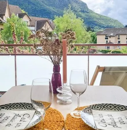 In Annecy-le-vieux Near Albigny Apartment